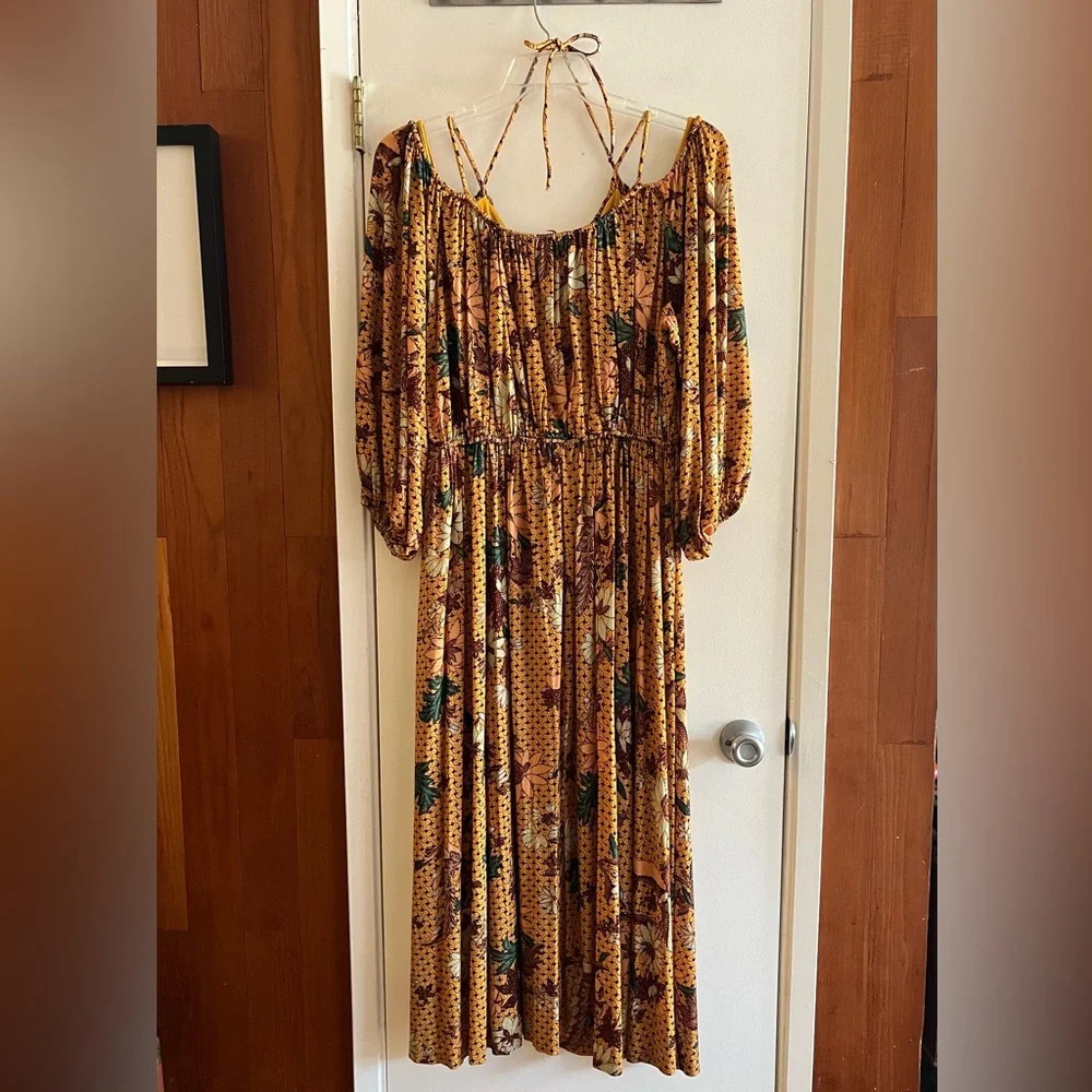 Ulla Johnson Noemi Cold Shoulder Floral Midi Dress - Picture 3 of 14